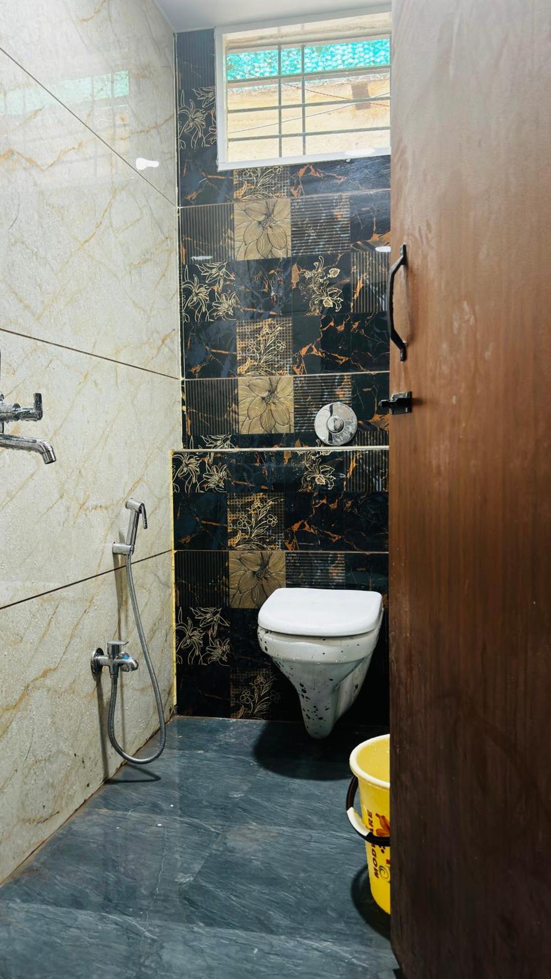 Hotel Shreenidhi Comfort Stay Ujjain Bagian luar foto