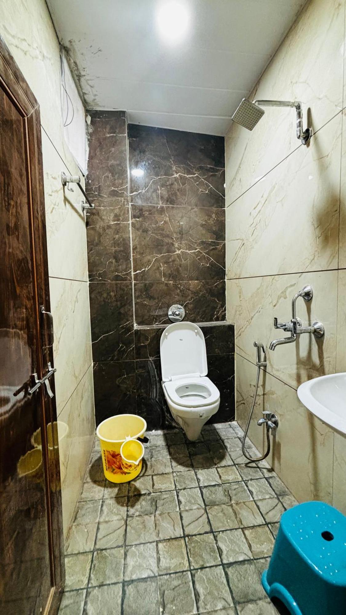 Hotel Shreenidhi Comfort Stay Ujjain Bagian luar foto